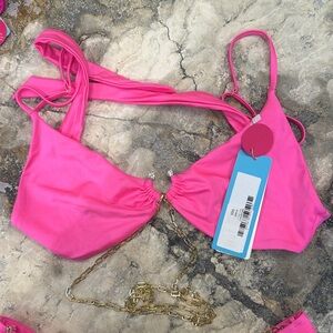 Daryl Triangle top- neon pink